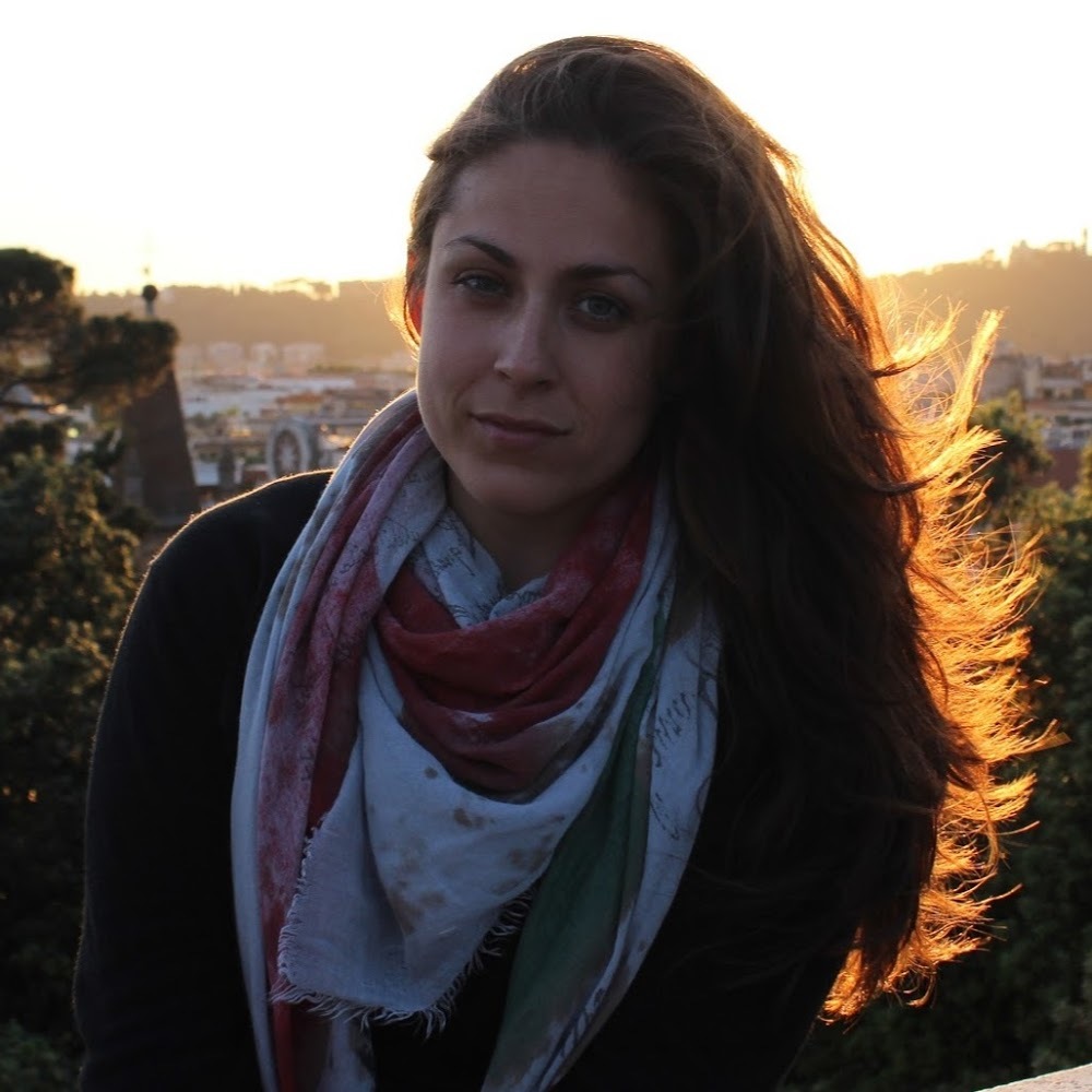 Meet your Posher, Nina